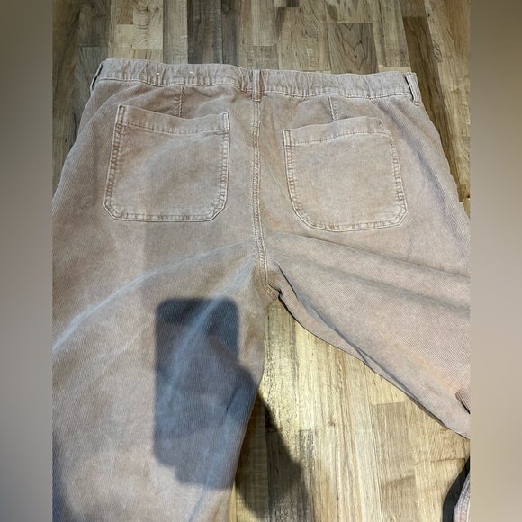 American Eagle Stretch Corduroy Low Rise Baggy Wide Leg Pants - Picture 3 of 12